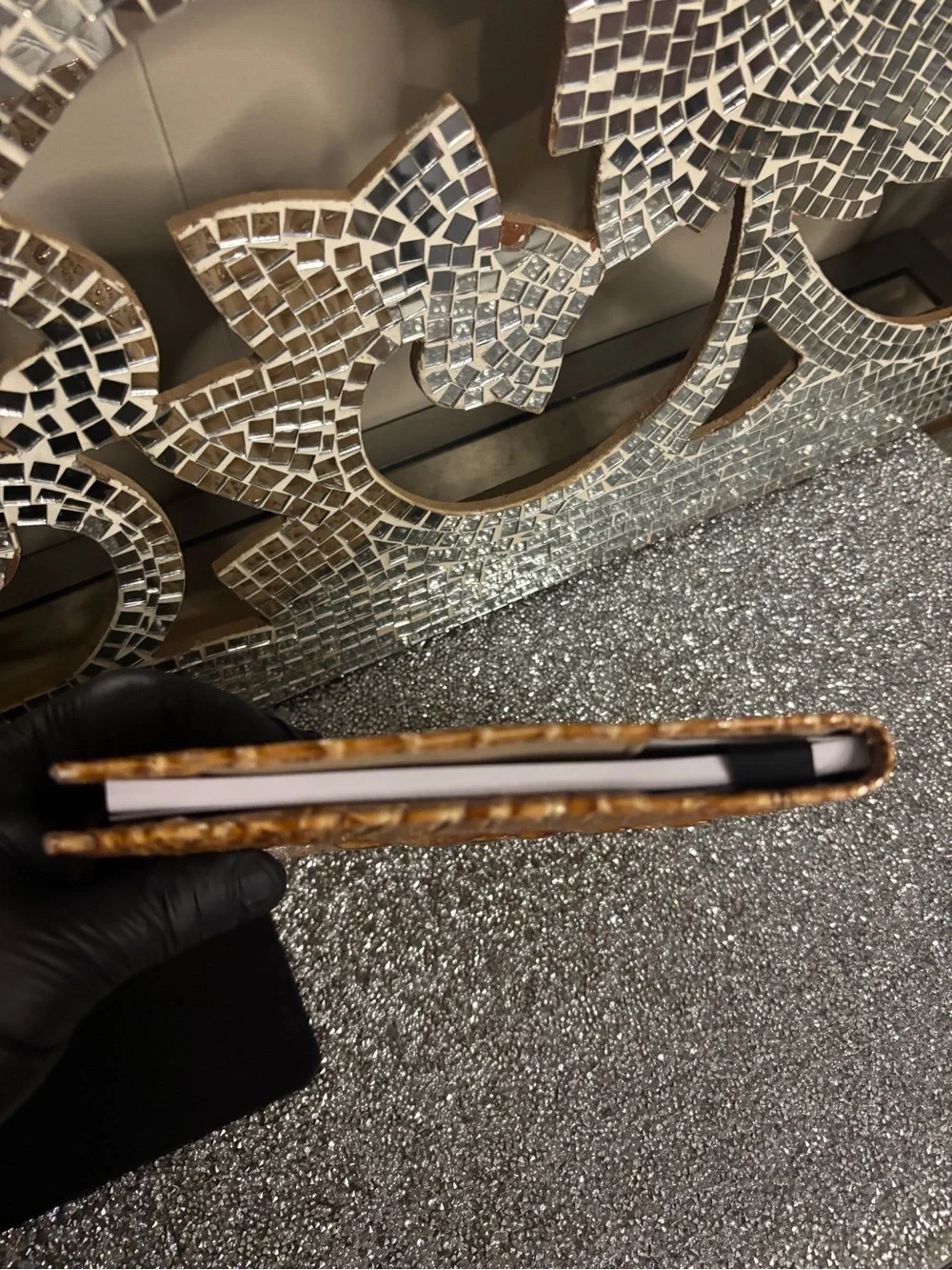 ⭐️Brahmin Toast Croc-Embossed‎ Leather Journal